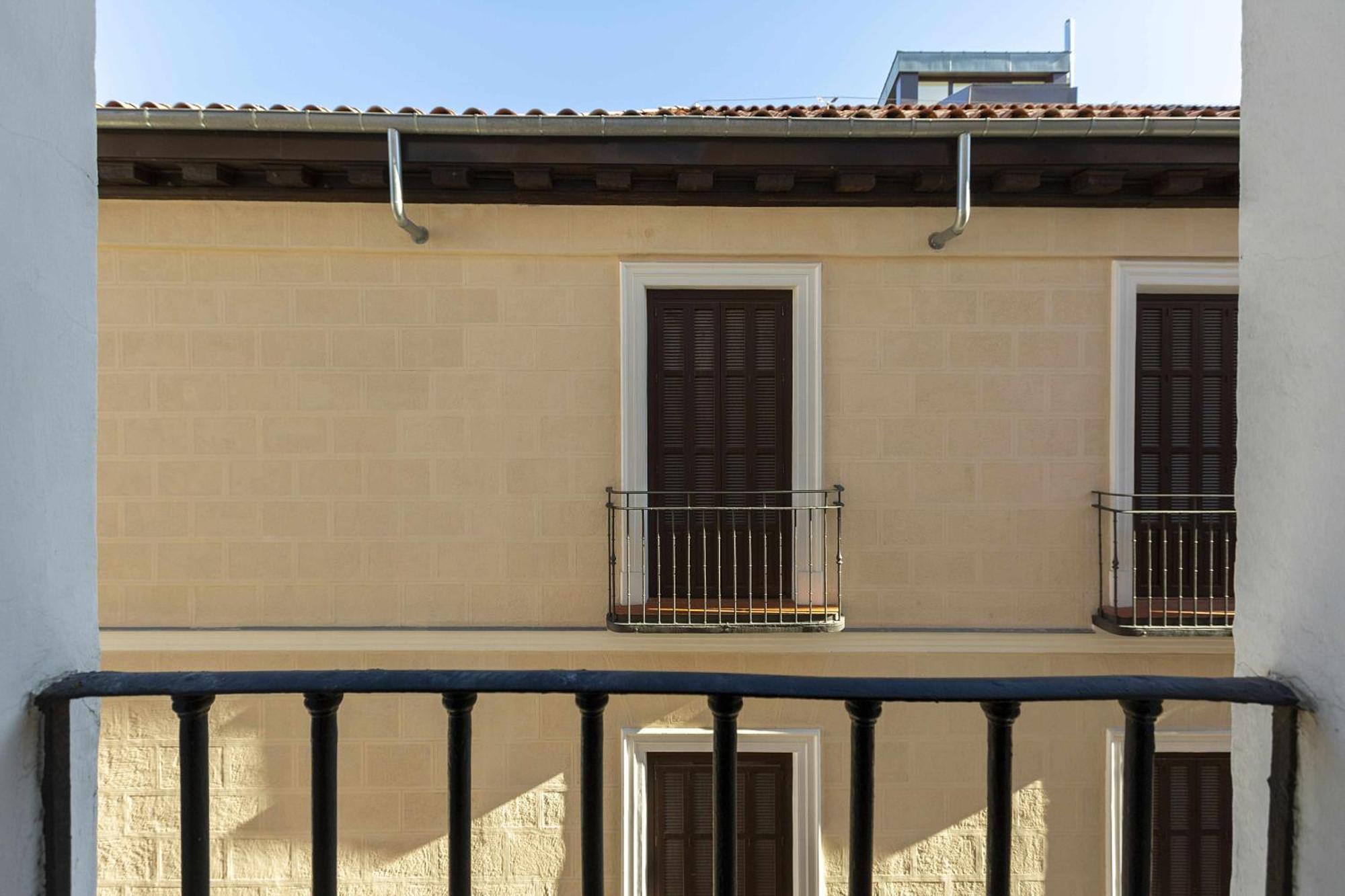 Sol Y Tirso Rooms Madrid Esterno foto