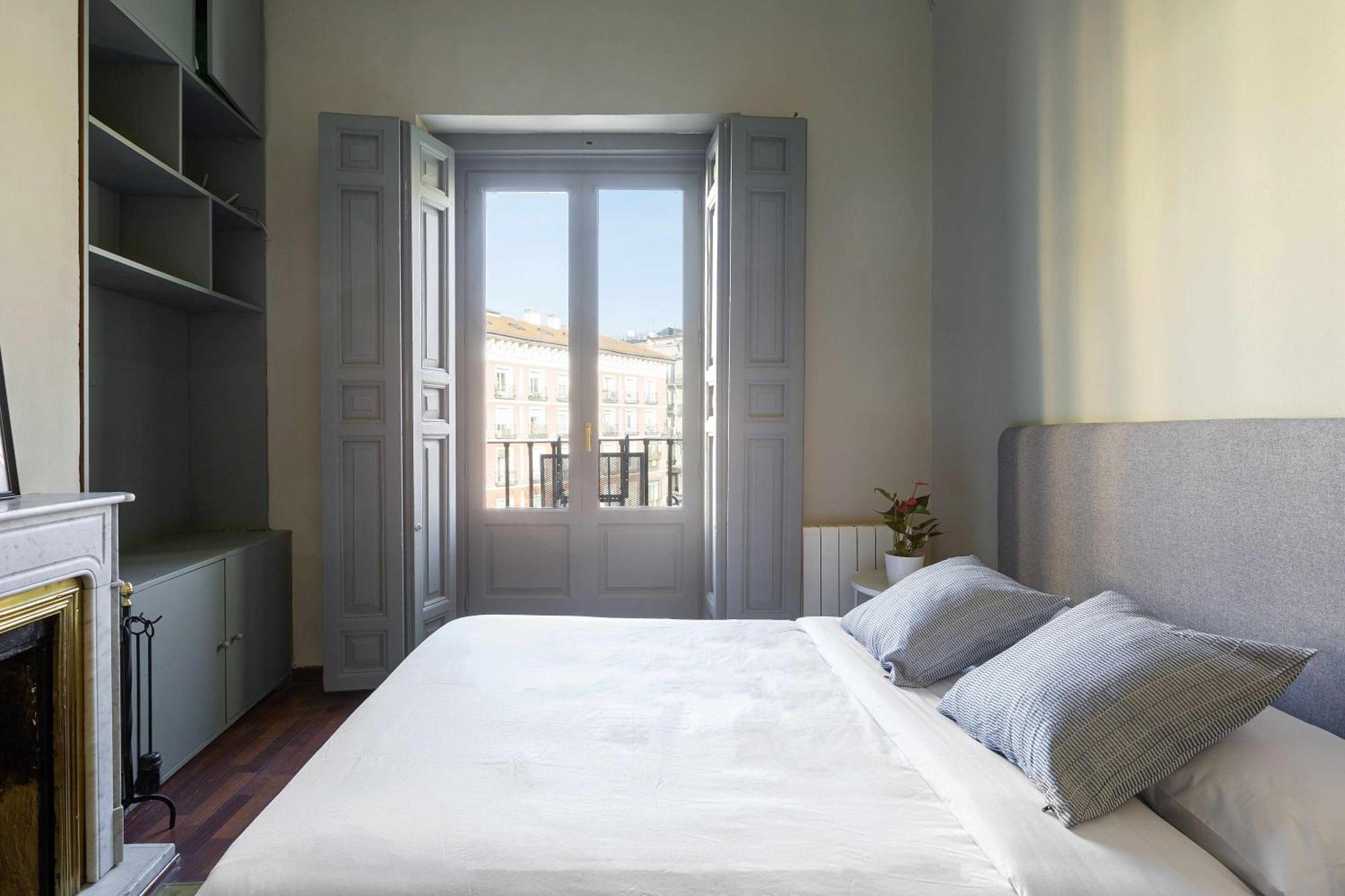 Sol Y Tirso Rooms Madrid Esterno foto